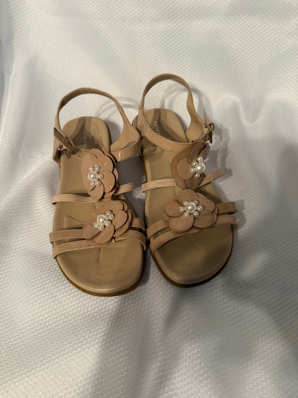 Easy Spirit‎ Tan Patent Floral Pearl Strappy Flat Sandals Womens 6.5 M